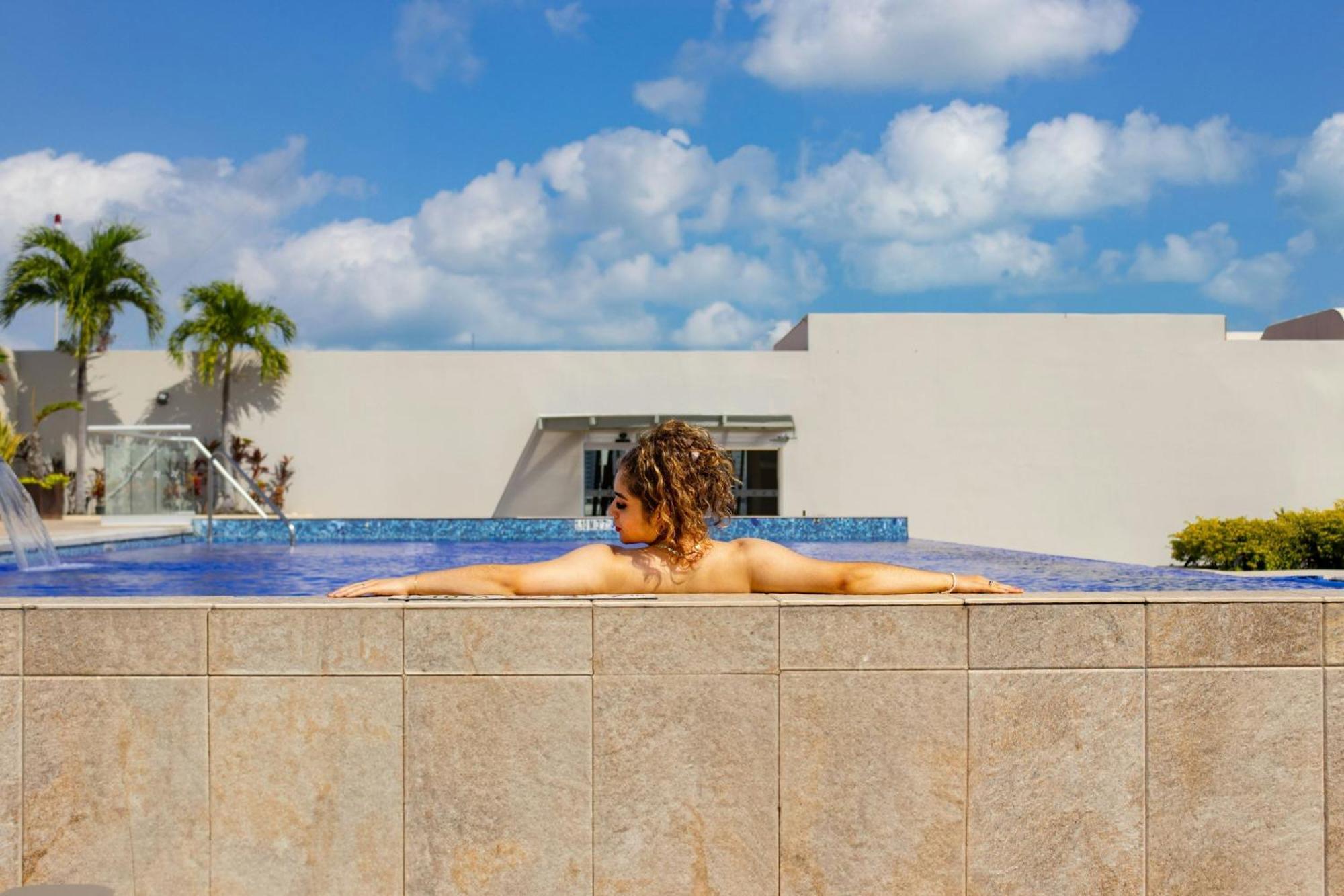 Four Points By Sheraton Cancun Centro Kültér fotó